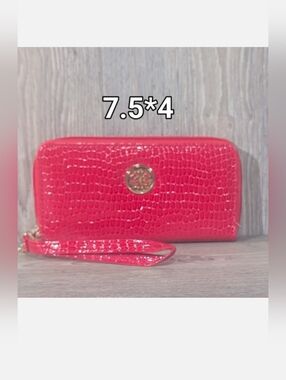 Bright Pink Croc-Embossed Wristlet Wallet with Gold Accent